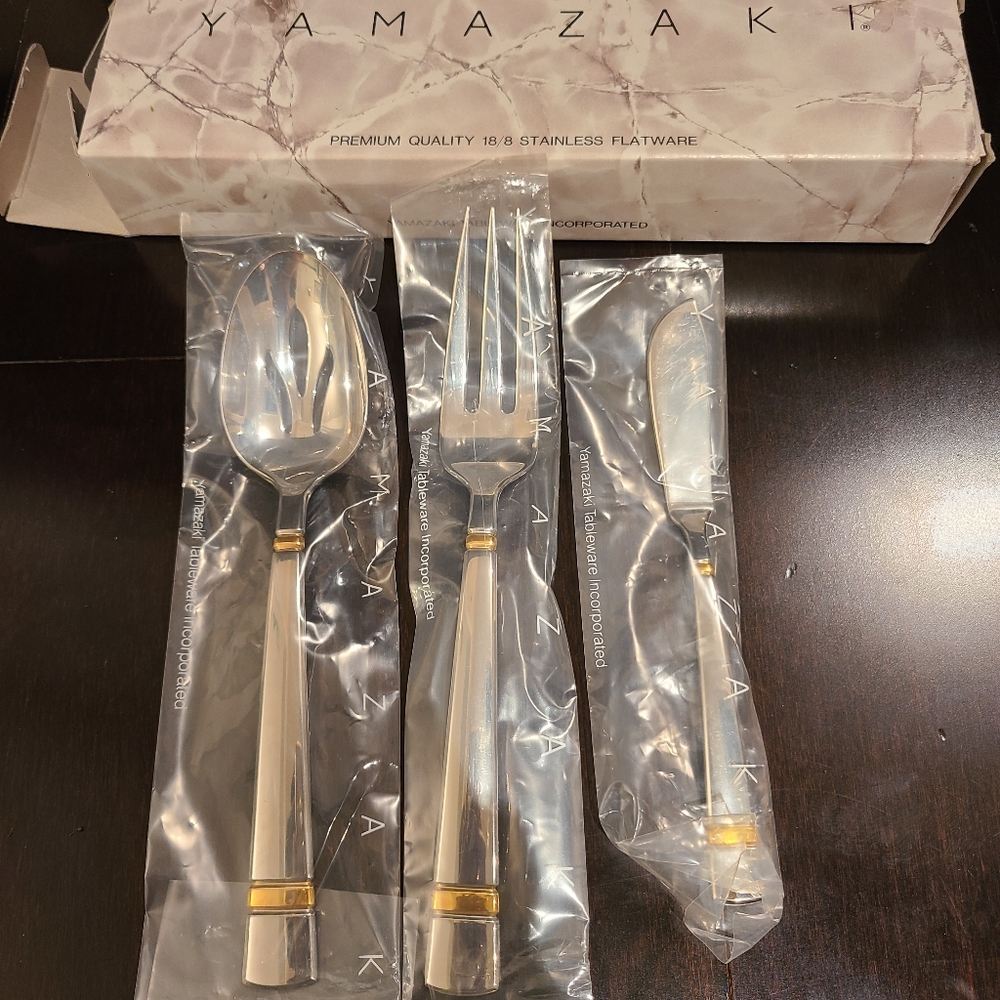 Yamazaki Serve Set - Chelsea